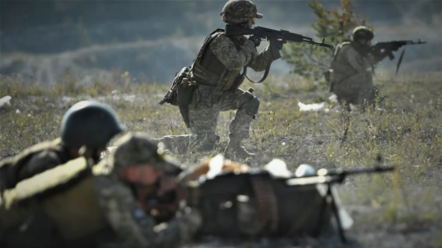 Ukrainian defenders advance on two fronts – General Staff