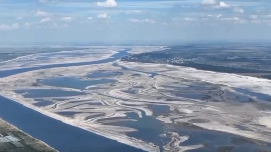 В ОП показали, как выглядит Каховское водохранилище после подрыва ГЭС