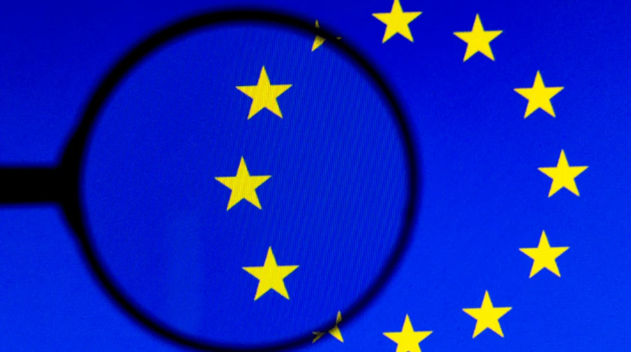 Bloomberg: ЕС хочет в течение недель договориться об ограничении цен на российскую нефть