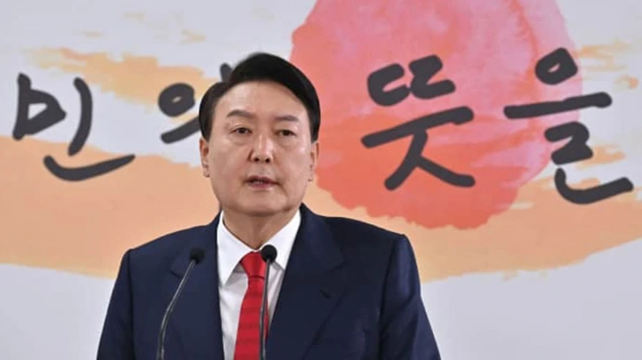 Суд відсторонив президента Південної Кореї від посади