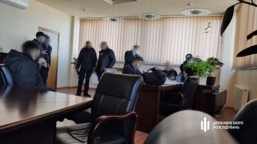 Обшуки в Кузні на Рибальському та Богдан Моторс: ДБР повідомило деталі