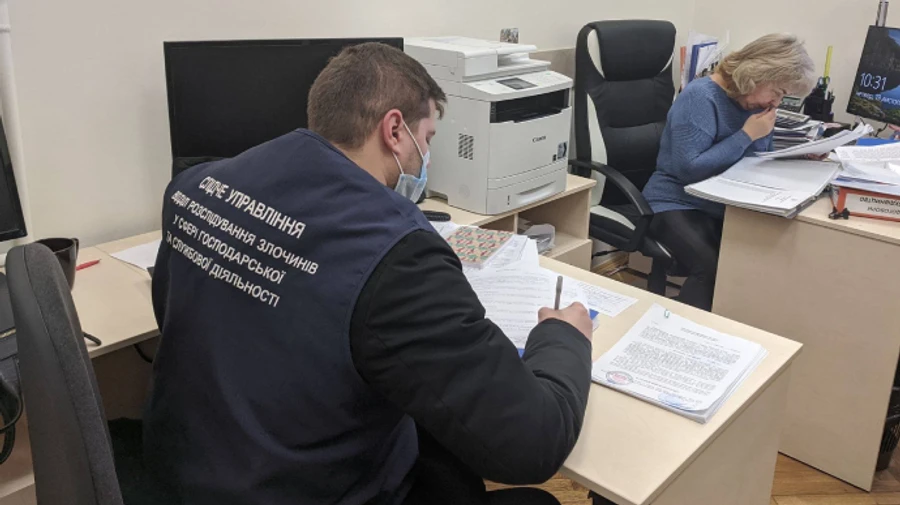 Силовики пояснили обшуки у Музеї Революції Гідності: шукають, куди поділись 100 млн