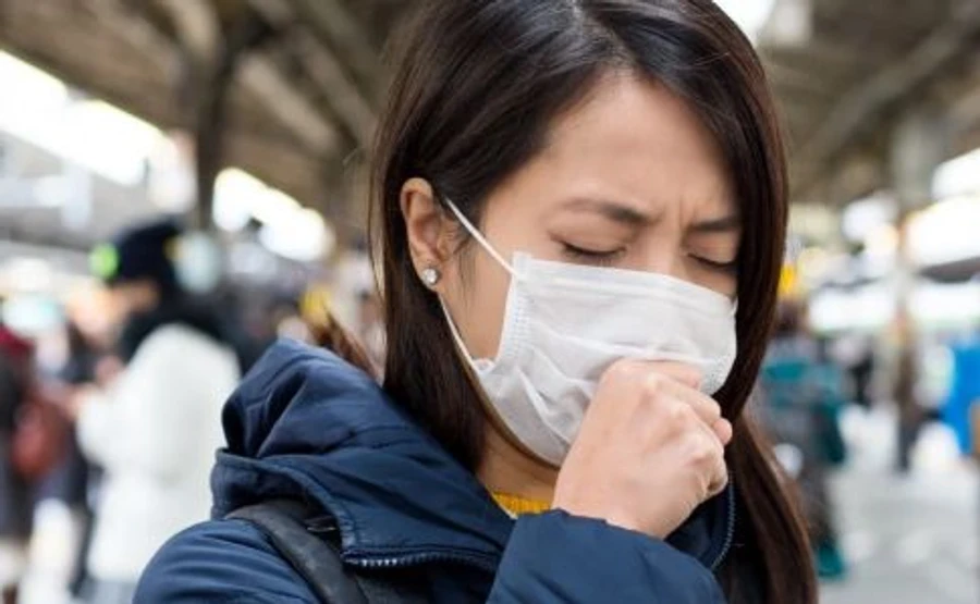 Китай сообщает о новых завезенных случаях COVID-19: более половины – из России