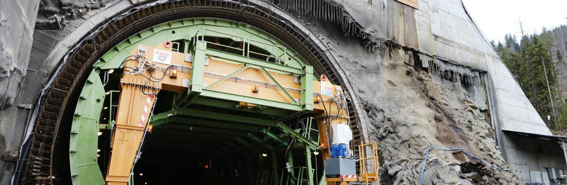 Метро на Троєщину, Стіна Яценюка і траса Одеса-Рені. На які довгобудови чекає вся Україна