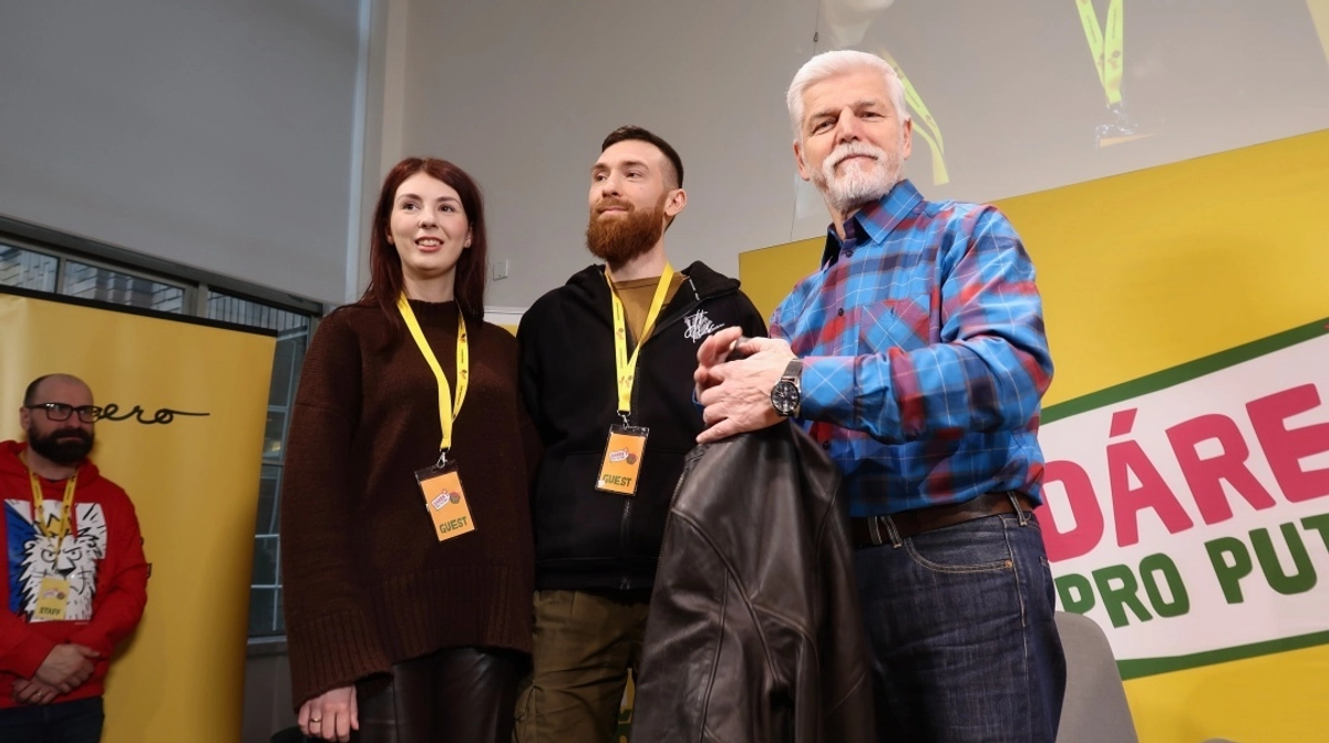 Czech president meets Ukrainian veteran for whom Czechs are raising funds for prosthetics