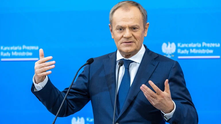 Туск назвал реальной угрозу выхода Польши из ЕС