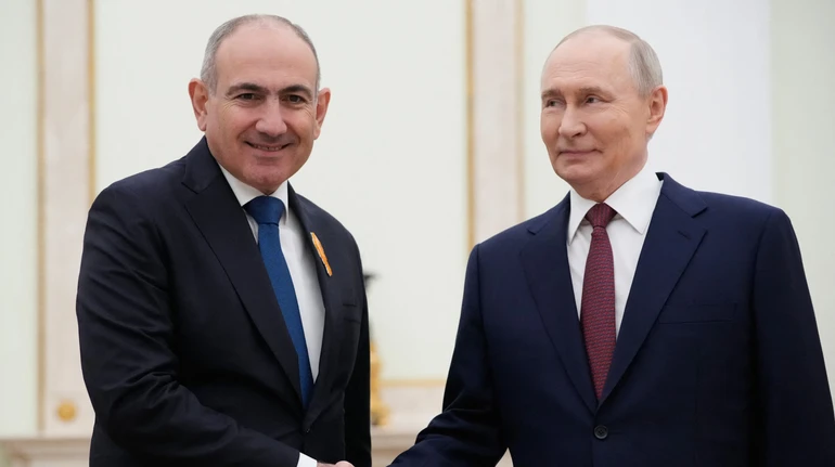 Reuters: Кремль готовил схему по перевозке 100 тысяч избирателей для влияния на выборы в Армении