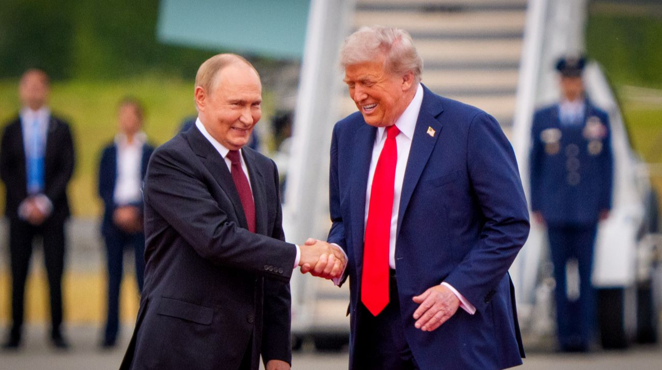 Трамп, окрім Зеленського, поговорив і з Путіним: нібито готовий вплинути на Київ Трамп, окрім Зеленського, поговорив і з Путіним: нібито готовий вплинути на Київ
