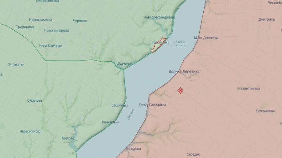 Russians strike two Kherson hospitals and the oblast, injuring 2 civilians – video