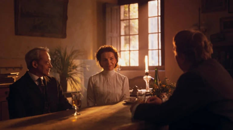 Ода гедонізму, коли смерть наближається. Жульєт Бінош розкриває секрети Смаку пристрасті – нового фільму про їжу