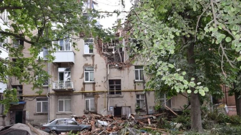 Russia hits Security Service building in Sumy on 3 July – Zelenskyy