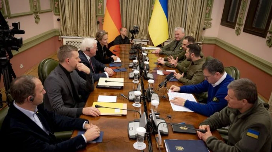 Зеленский просил Штайнмайера посодействовать признанию Голодомора геноцидом