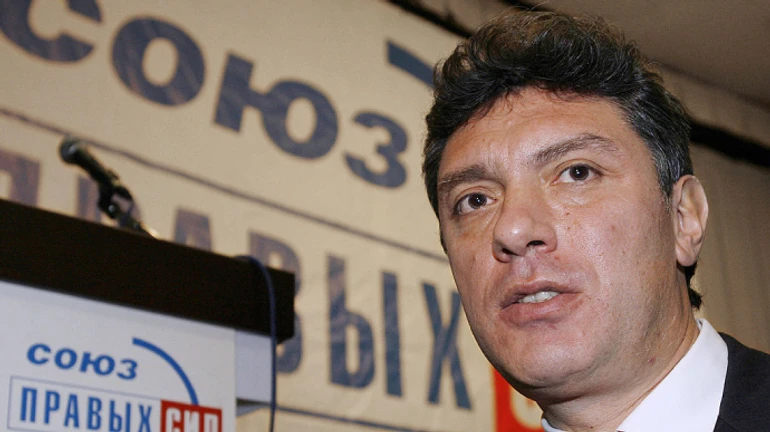 За Нємцовим перед смертю шпигували ті ж ФСБшники, що отруїли Навального – Bellingcat