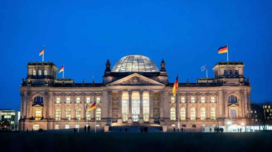 Канцлер Німеччини зустрінеться з президентами Франції і Польщі, говоритимуть про Україну