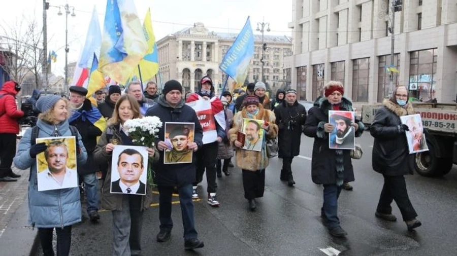 В центре Киева прошло шествие в честь первых погибших на Майдане