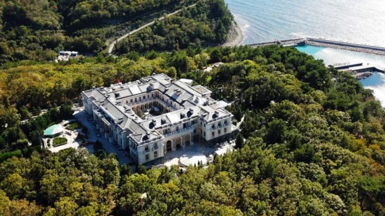 СМИ нашли еще одно подтверждение, что дворец Путина – действительно его