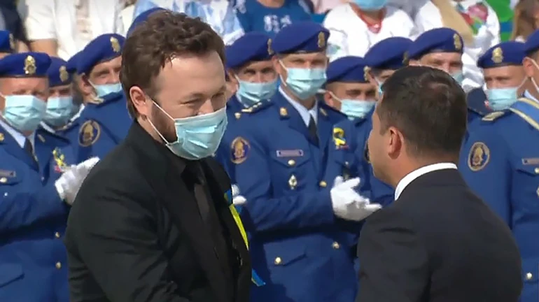 Зеленский наградил DZIDZIO, Михалка и зампредседателя Меджлиса