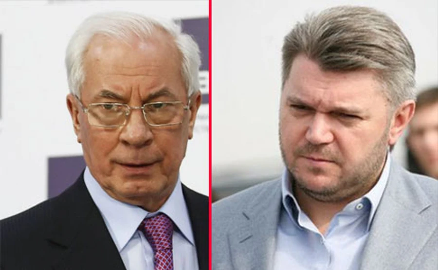 ЄС офіційно зняв санкції з Азарова і Ставицького