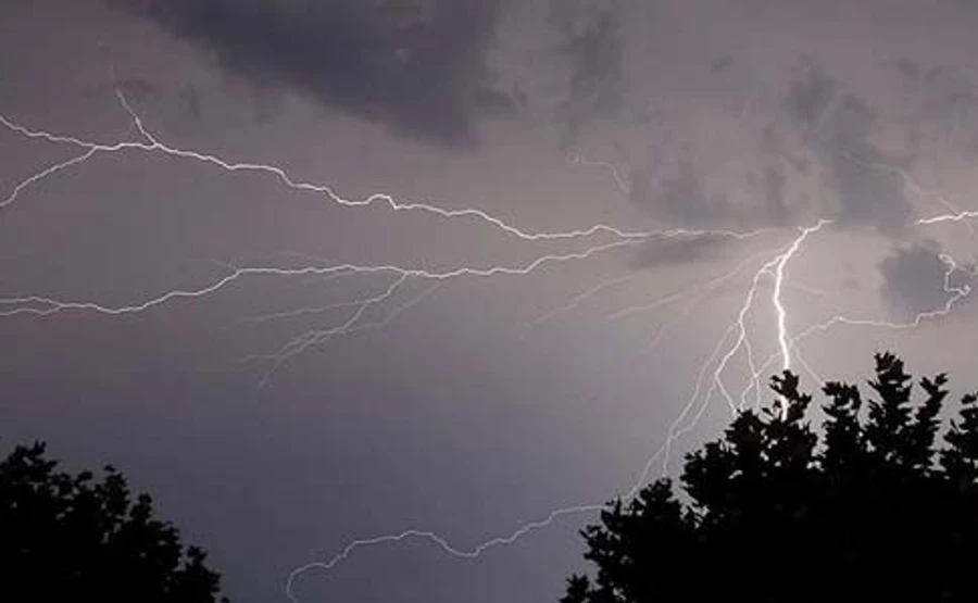 Синоптики оголосили штормове попередження
