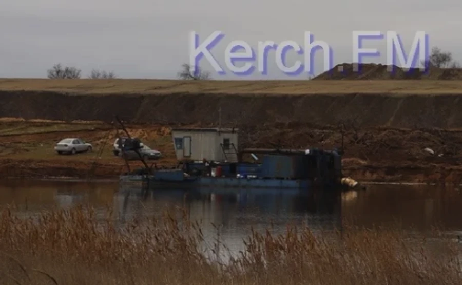 В окупованому Криму знищили дамбу сховища відходів, все йде в море - ЗМІ