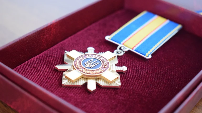 Зеленський нагородив ще 253 захисники України, із них 131 – посмертно