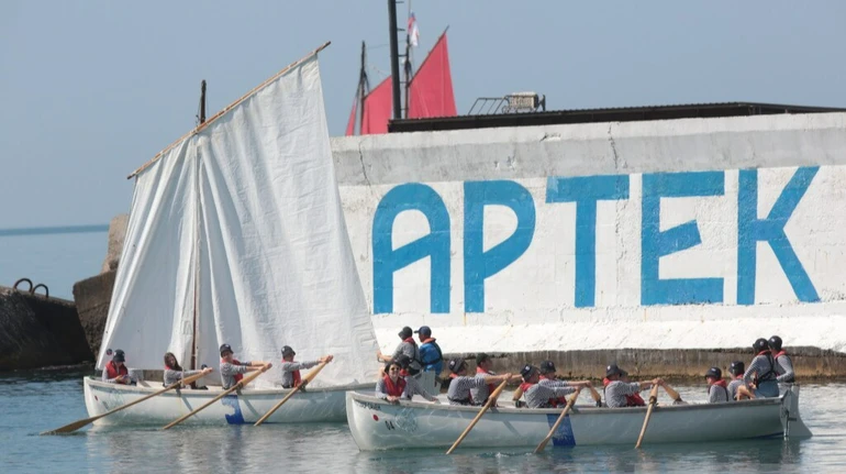 У Криму дітей почали вивозити з Артеку