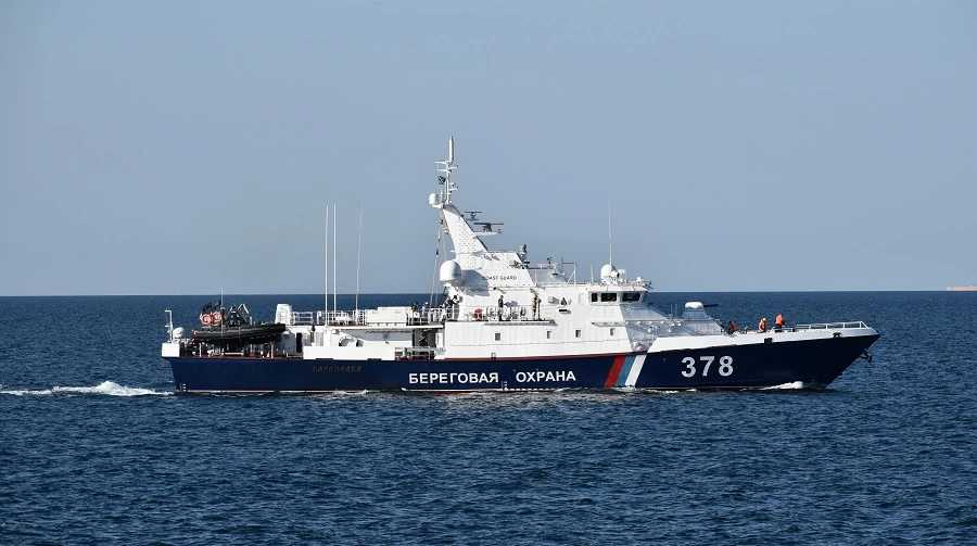 СБУ поразила дронами два патрульных корабля ФСБ РФ: Балаклава и Керчь