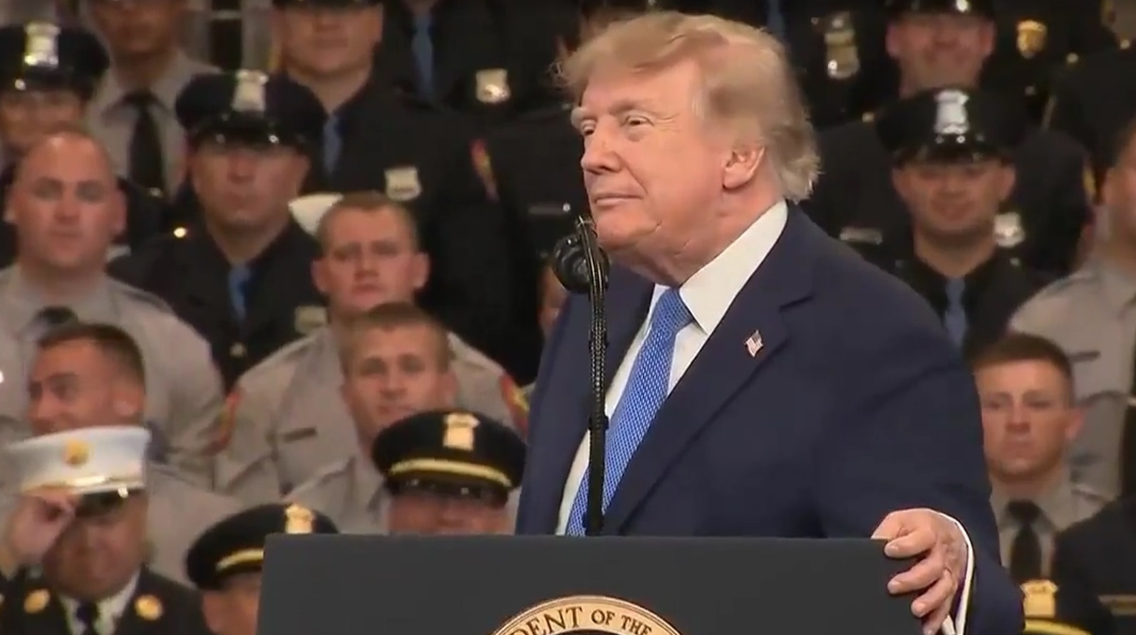 Трамп заявив, що планує оголосити Ормузьку протоку територією США
