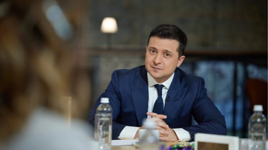 Зеленский попросил украинцев не паниковать: Не бежать за гречкой и спичками