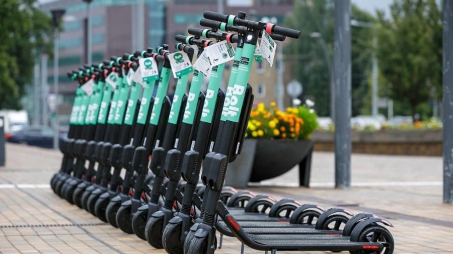 Зменшення швидкості і страховка: в Києві узгодили нові норми для самокатів 