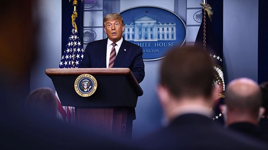 Виступ Трампа перервали кілька каналів, коли він заговорив про вкрадену перемогу