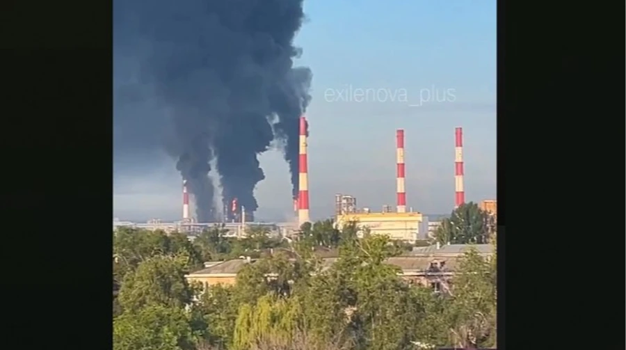 Українські Фламінго влучили у воєнний завод у Чебоксарах, також палає НПЗ Куйбишевський