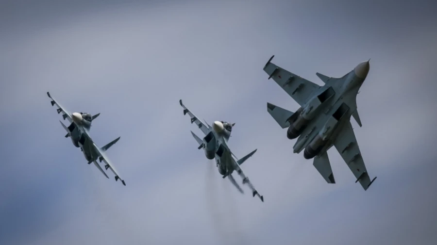Russia secretly services its warplanes with French-made equipment