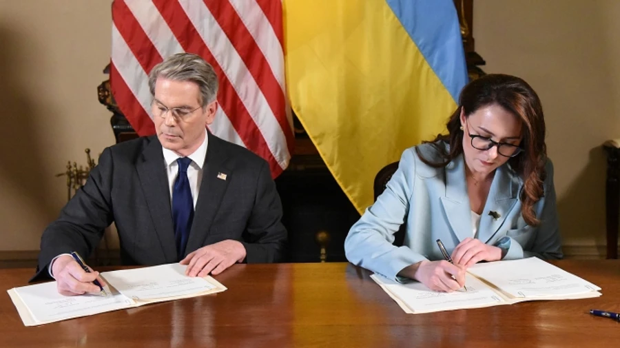 57 мінералів і військова допомога від США – деталі угоди про надра  