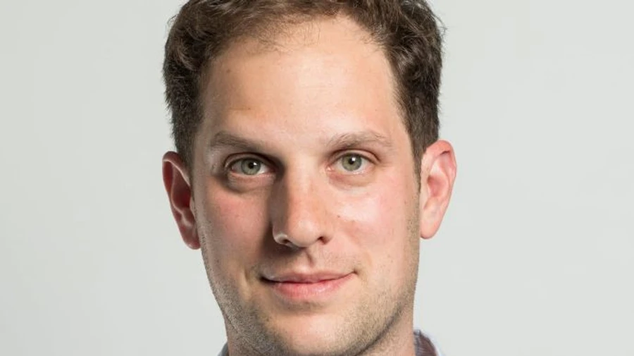 WSJ demands that US expel Russian ambassador and journalists, Kremlin responds 