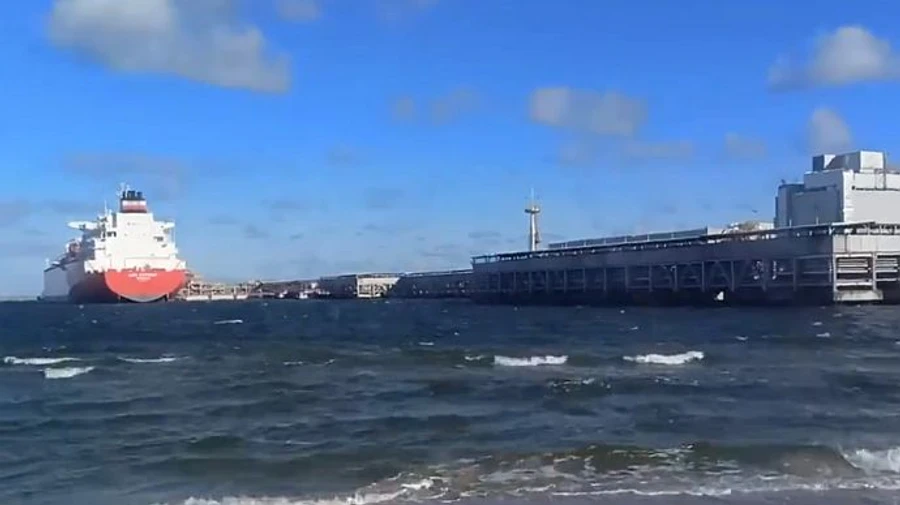 Польща вперше сама доправила собі скраплений газ