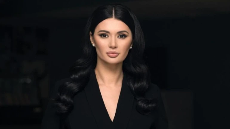 СБУ оголосила підозру медійниці з каналів Медведчука 