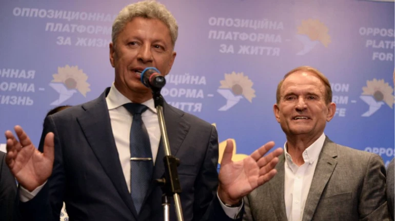 Корниенко говорит, что ОПЗЖ в Раде нельзя запретить, но есть вариант самоликвидации