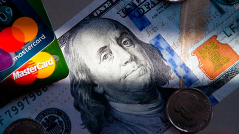 Доказать законность денег при пополнении карты на 5000 – это не миф. Что меняет новый закон про финмониторинг