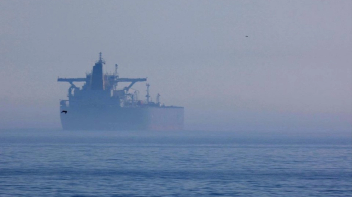 Russia builds another tanker to circumvent sanctions via northern seas