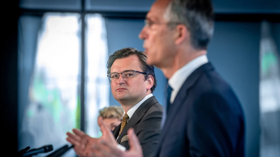 Ukraine's Foreign Minister briefs NATO Secretary General on Ukraine's membership application