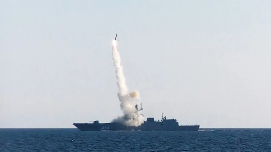 Росія випробувала нову гіперзвукову ракету