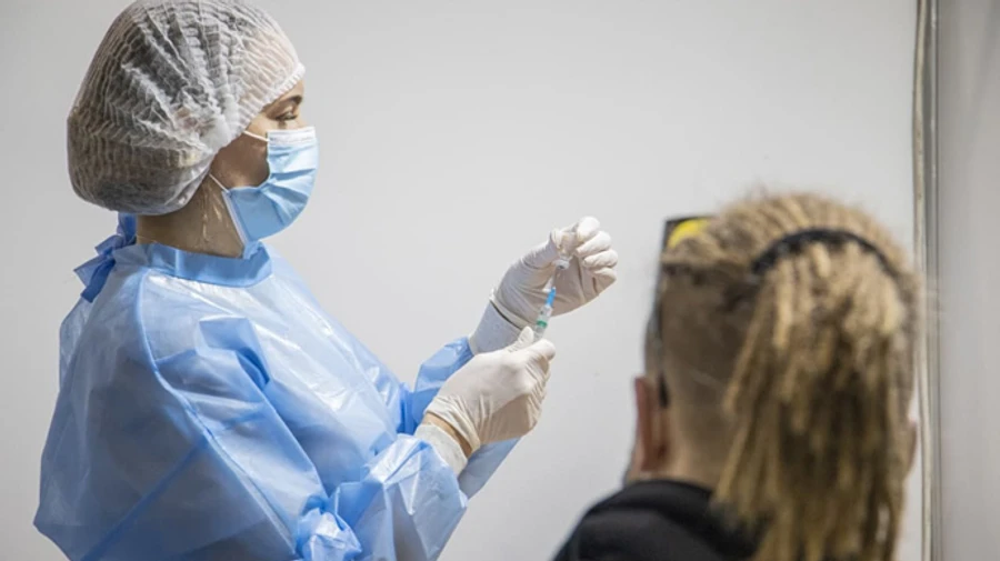 У Києві 165 нових хворих на COVID, одна людина померла 