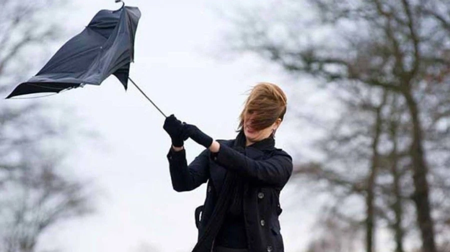 Кличко закликав керівників підприємств відпустити киян додому раніше через негоду