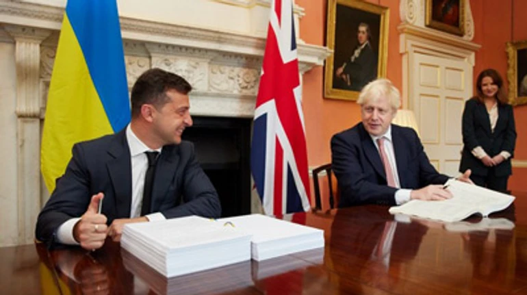 Выгодны ли Украине кредиты от других государств?