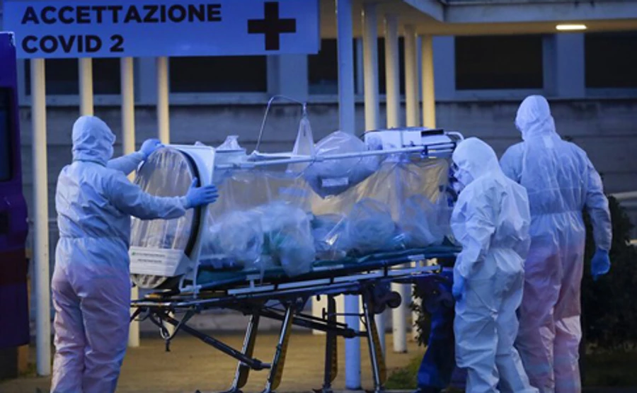 Кількість загиблих від коронавірусу в Італії перевищила 10 тисяч людей