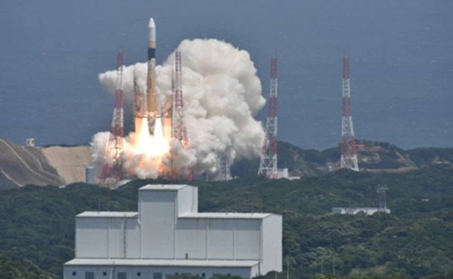 Японія вивела на орбіту ракету з розвідувальним супутником