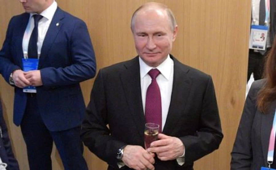 Путин уверяет, что хочет транзита газа через Украину