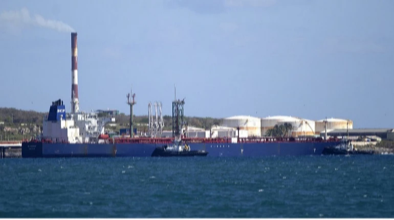 Уряд РФ готується до падіння експорту нафти до Індії на 30% та дефіциту бюджету