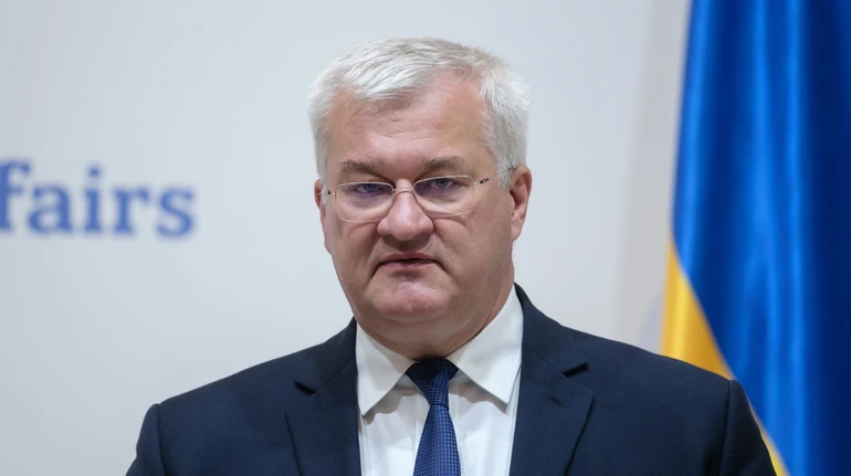Сибіга: Українські дрони, що впали в Латвії, відхилились через російську РЕБ